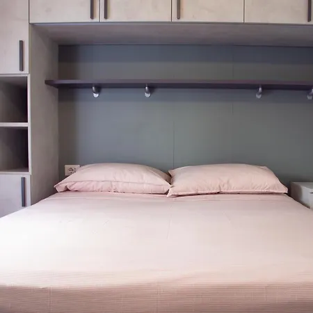 Alma Dos Lägenhet Turin